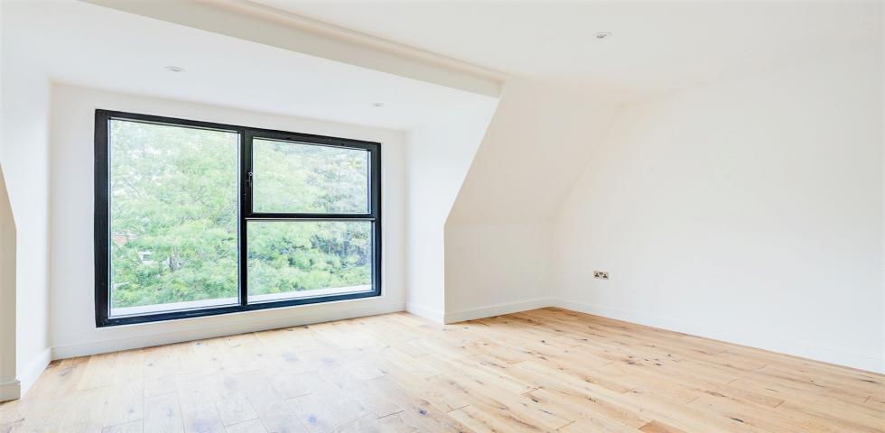 			2 Bedroom, 1 bath, 1 reception Apartment			 Oxgate Farm Works, CRICKLEWOOD